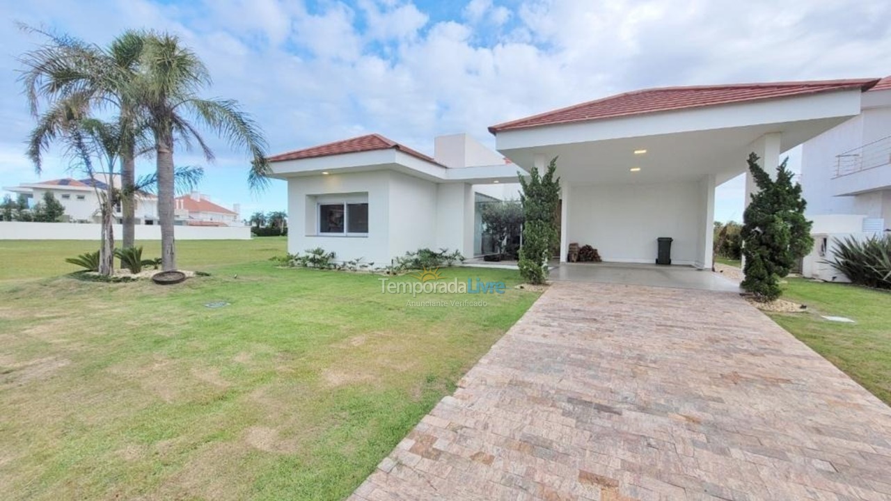 Casa para aluguel de temporada em Xangri Lá (Remanso)