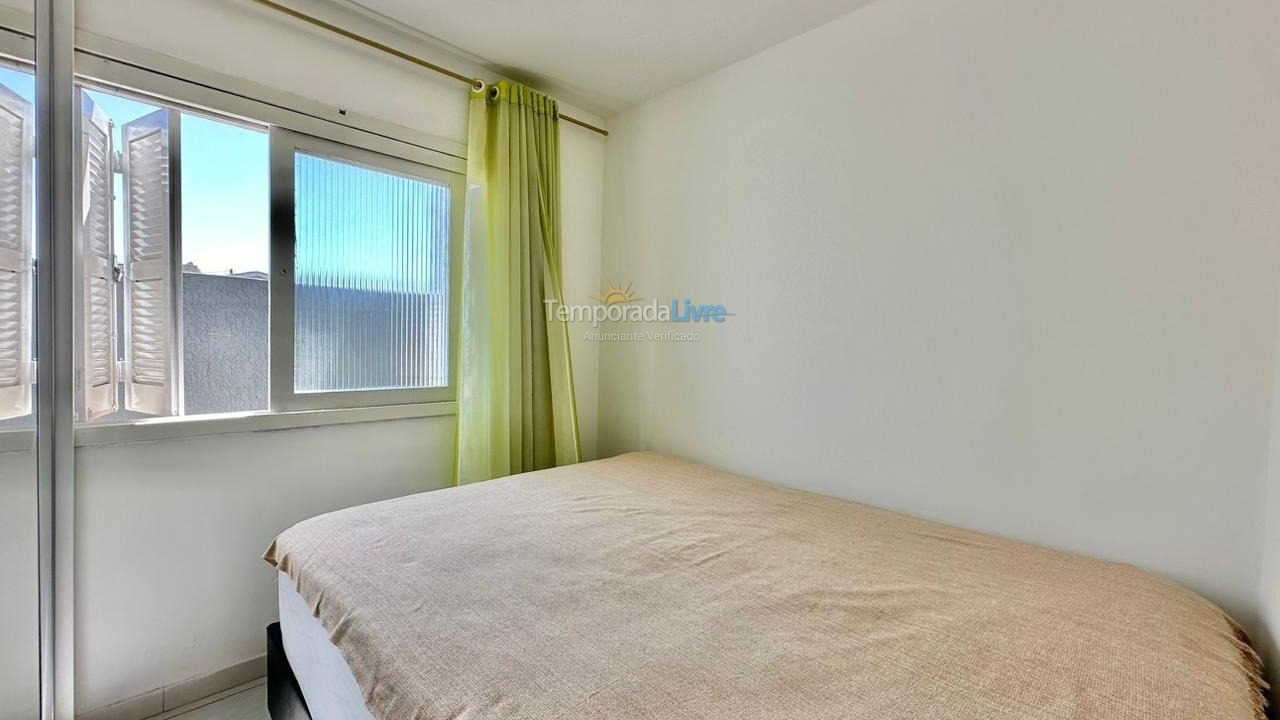 Casa para aluguel de temporada em Capão da Canoa (Zona Nova)