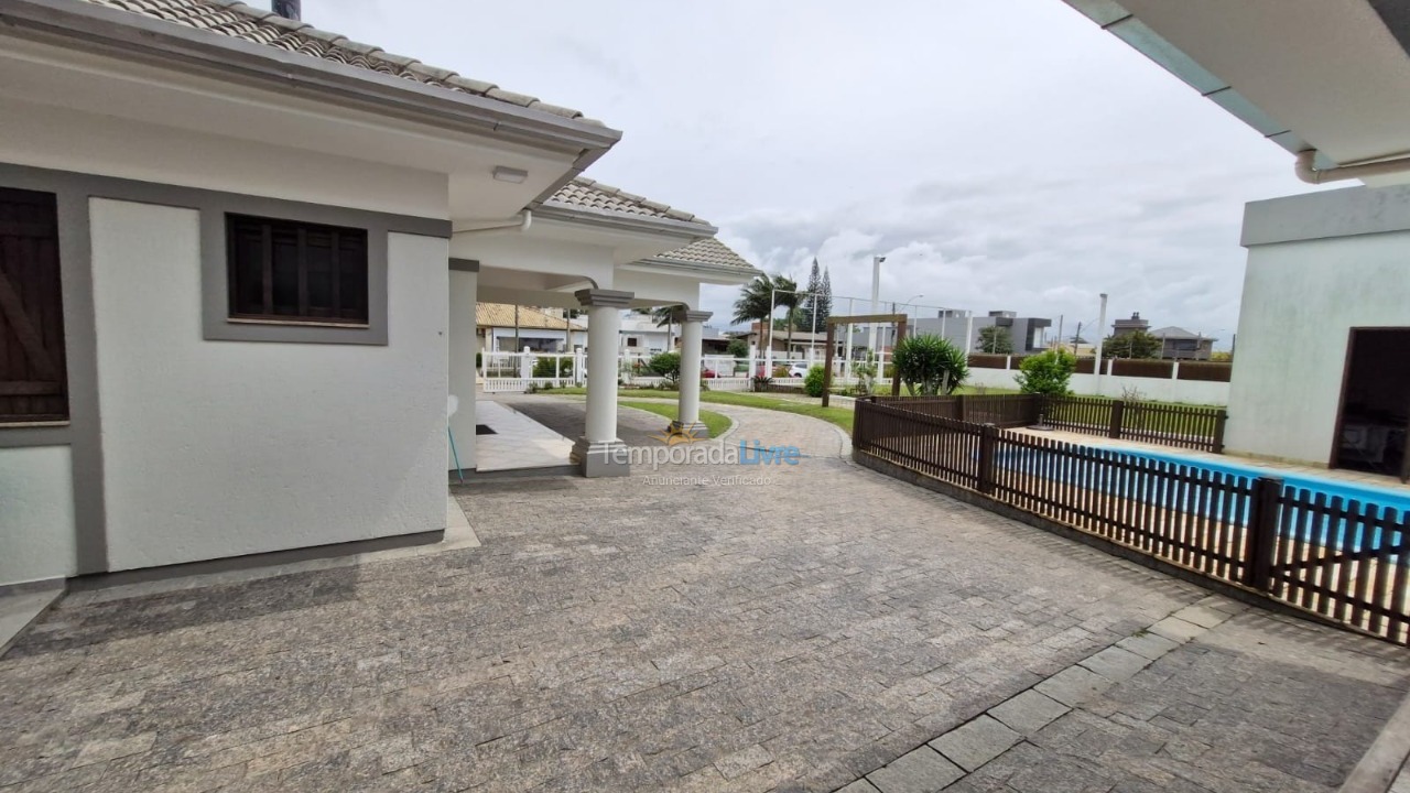 Casa para aluguel de temporada em Xangri Lá (Xangrila Bairo Centro)