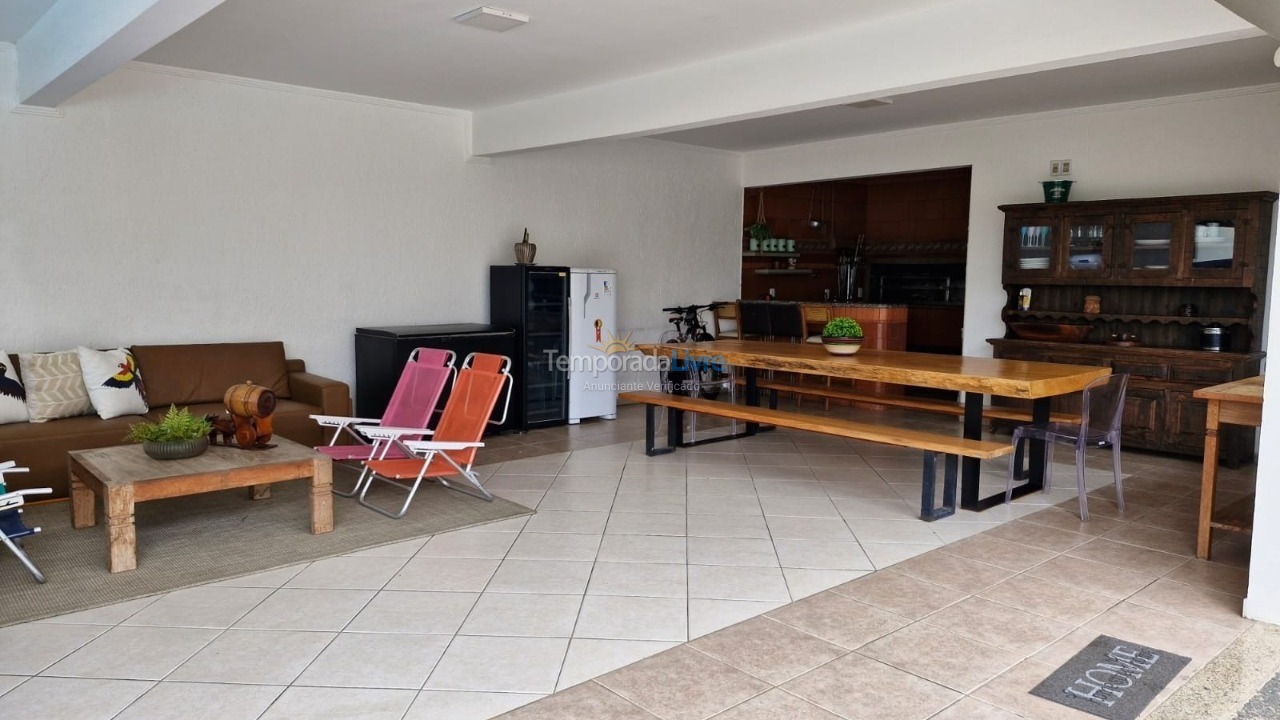 Casa para aluguel de temporada em Xangri Lá (Xangrila Bairo Centro)