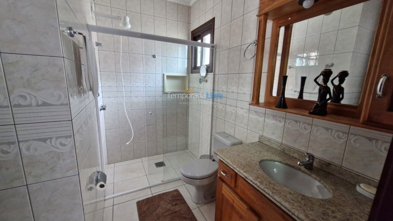 Casa para aluguel de temporada em Xangri Lá (Xangrila Bairo Centro)