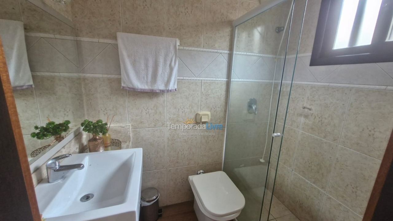 Casa para aluguel de temporada em Xangri Lá (Xangrila Bairo Centro)