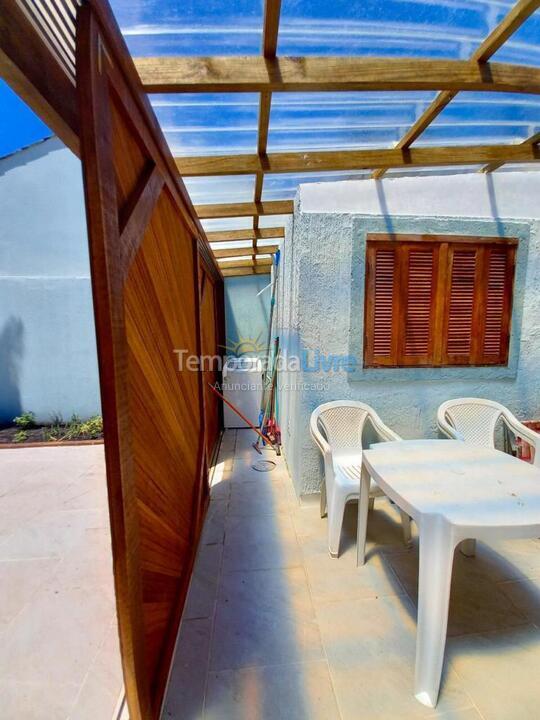 Casa para aluguel de temporada em Capão da Canoa (Zona Nova)