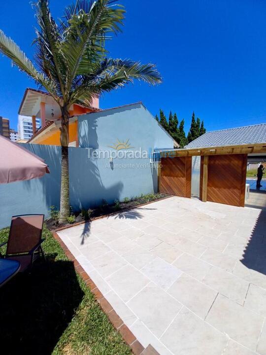 Casa para aluguel de temporada em Capão da Canoa (Zona Nova)