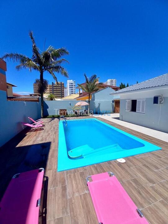 Casa para aluguel de temporada em Capão da Canoa (Zona Nova)