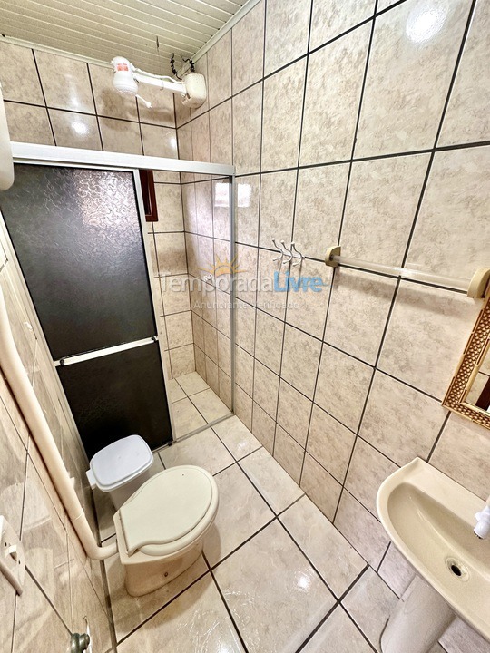 Apartamento para aluguel de temporada em Garopaba (Praia da Ferrugem)