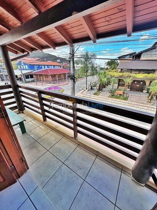 Apartamento para aluguel de temporada em Garopaba (Praia da Ferrugem)