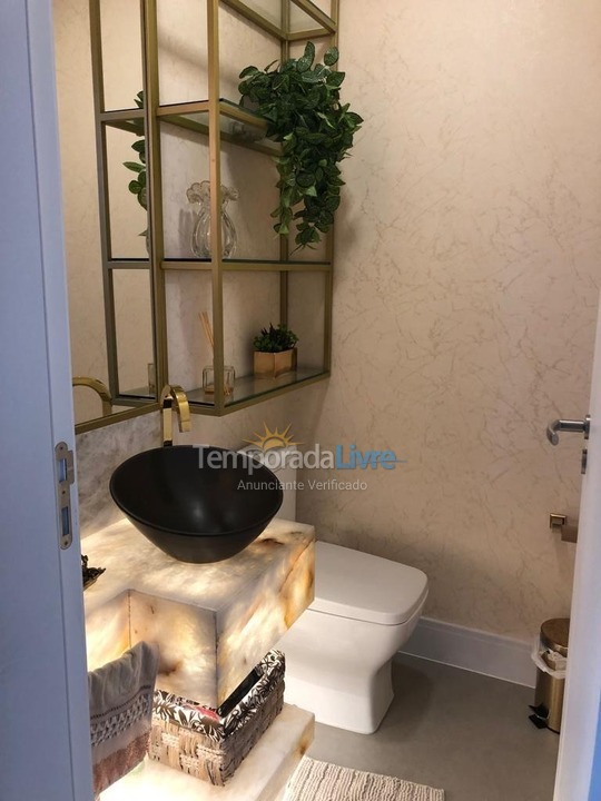 Casa para aluguel de temporada em Capão da Canoa (Parque Antártica)