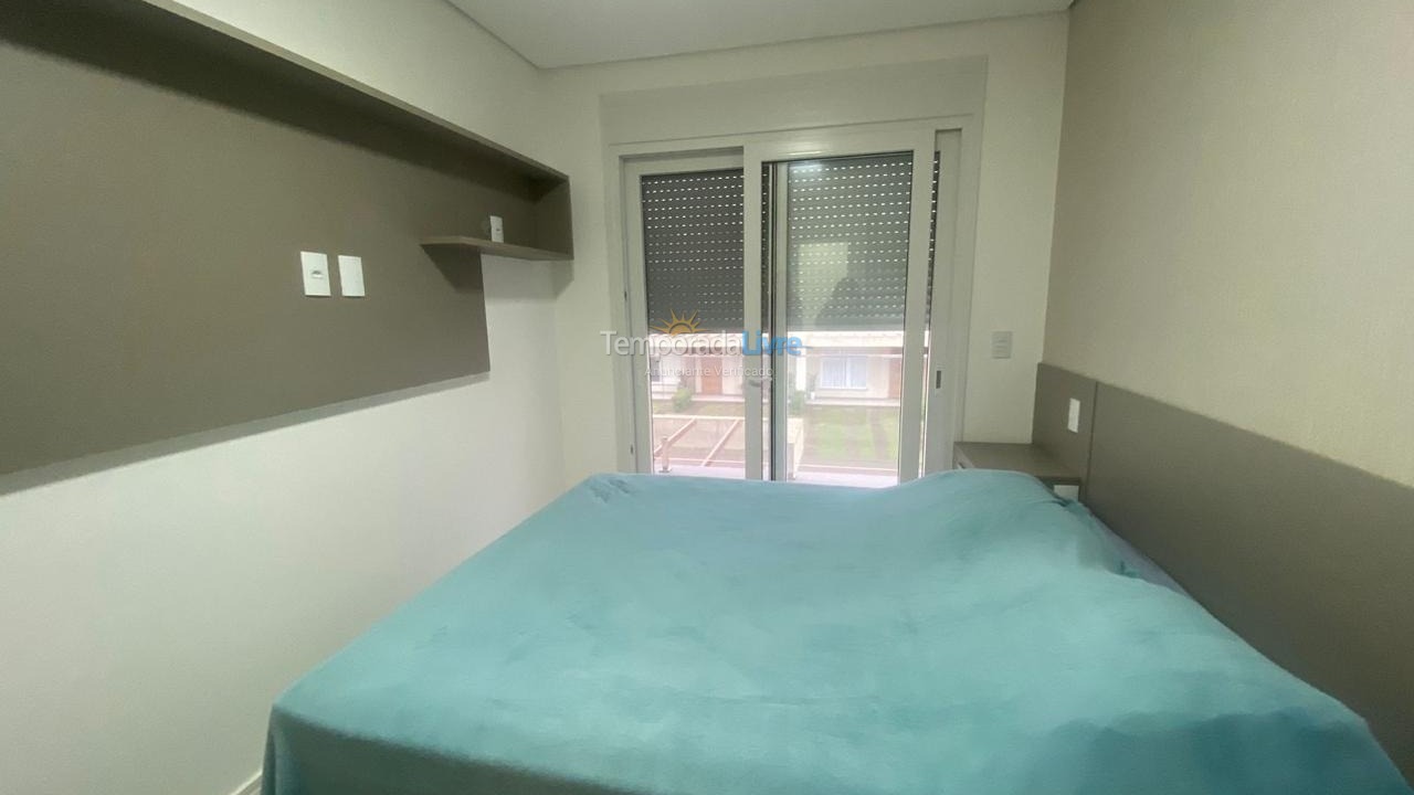 Casa para aluguel de temporada em Capão da Canoa (Zona Nova)