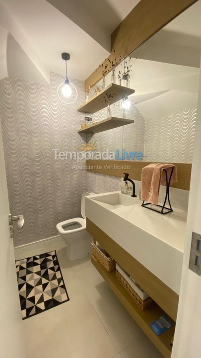 Casa para aluguel de temporada em Capão da Canoa (Zona Nova)