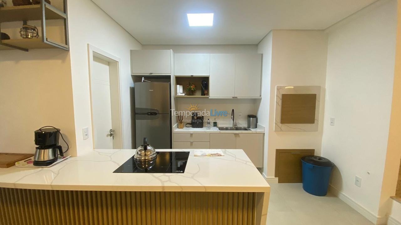 Casa para aluguel de temporada em Capão da Canoa (Zona Nova)