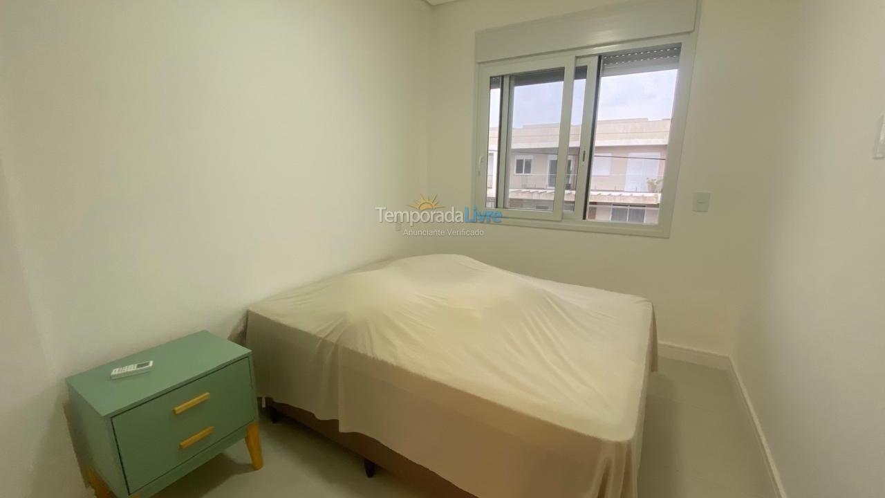 Casa para aluguel de temporada em Capão da Canoa (Zona Nova)