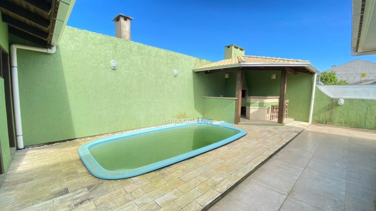 Casa para aluguel de temporada em Xangri Lá (Xangrila Bairo Centro)