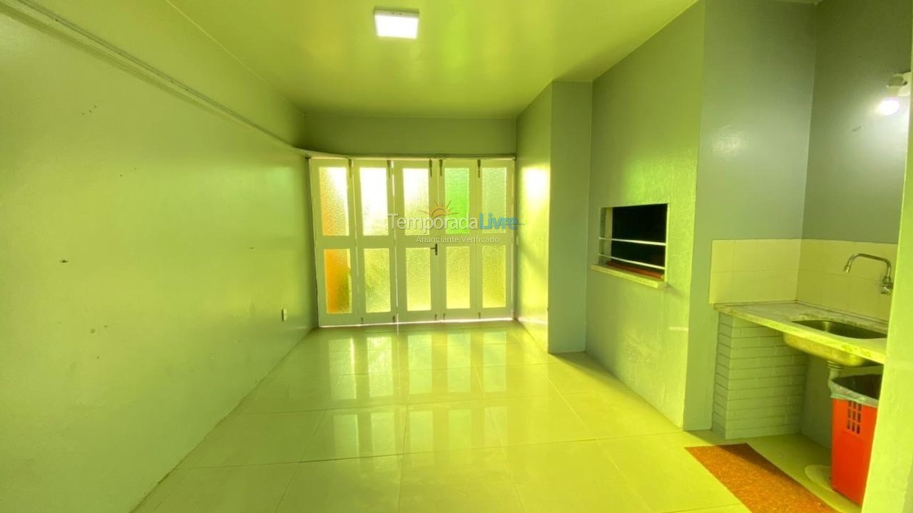 Casa para aluguel de temporada em Xangri Lá (Xangrila Bairo Centro)