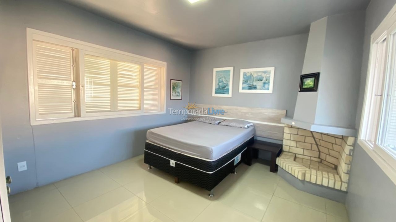 Casa para aluguel de temporada em Xangri Lá (Xangrila Bairo Centro)