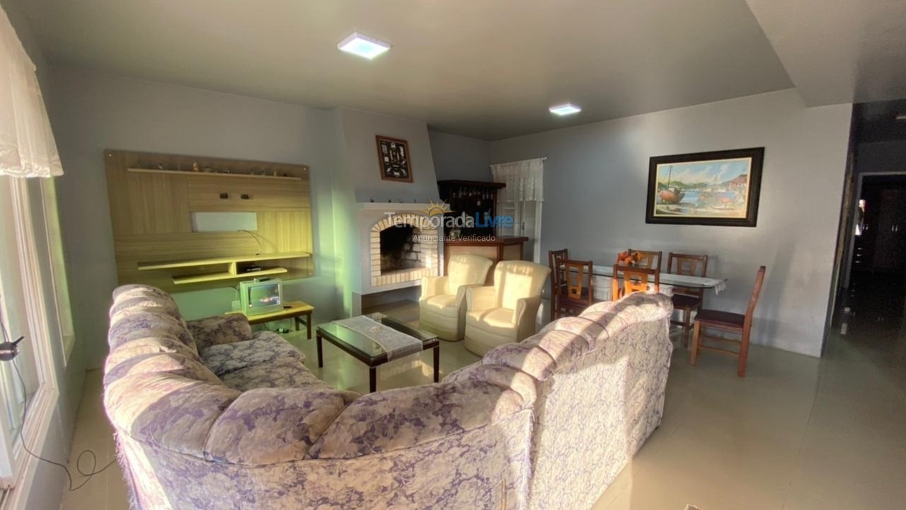 Casa para aluguel de temporada em Xangri Lá (Xangrila Bairo Centro)