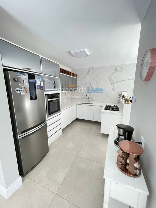 Casa para aluguel de temporada em Capão da Canoa (Zona Nova)