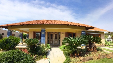 House for rent in Xangri Lá - Xangrila Bairo Centro