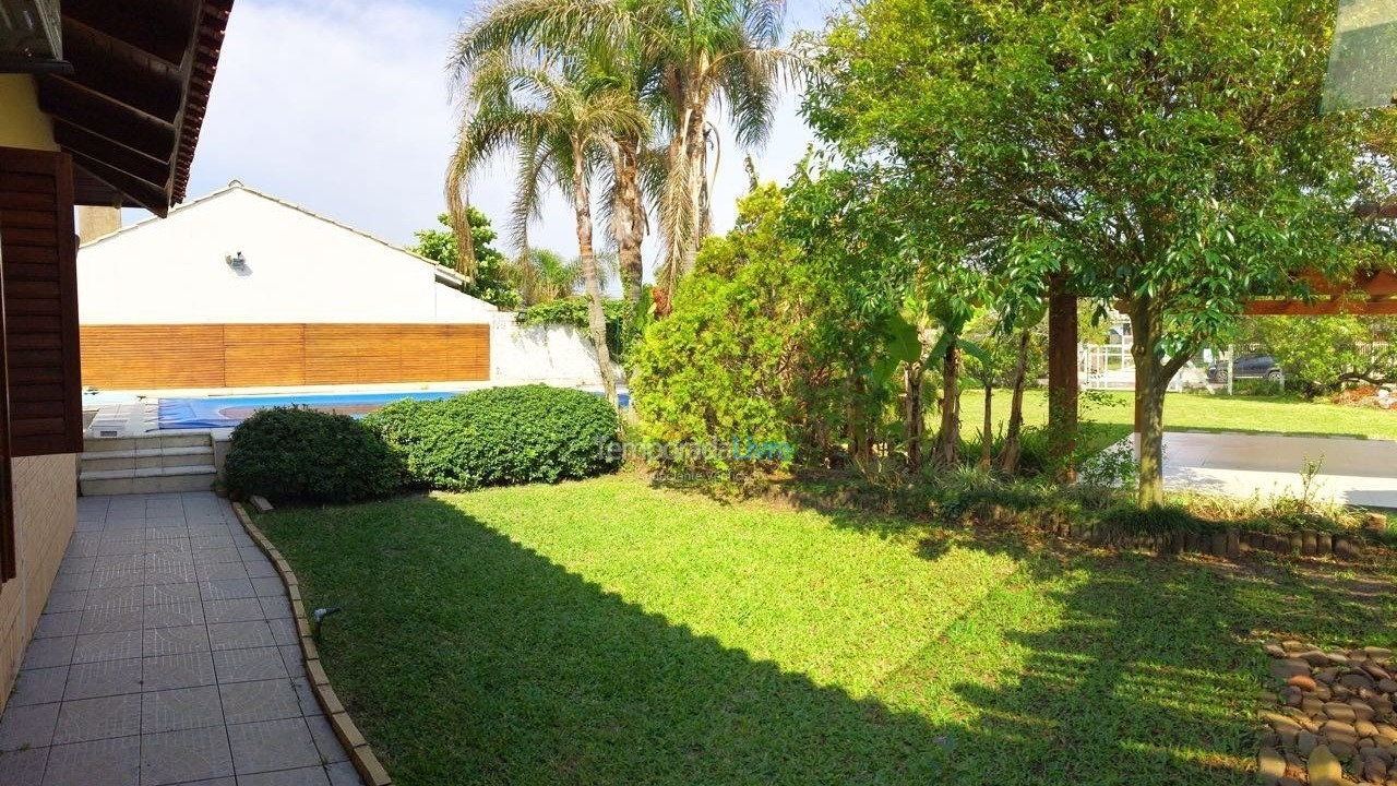 Casa para aluguel de temporada em Xangri Lá (Xangrila Bairo Centro)