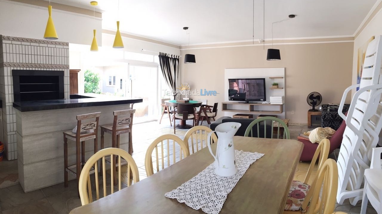 Casa para aluguel de temporada em Xangri Lá (Xangrila Bairo Centro)