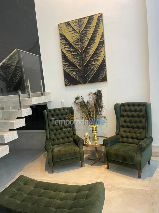 Casa para aluguel de temporada em Capão da Canoa (Parque Antártica)