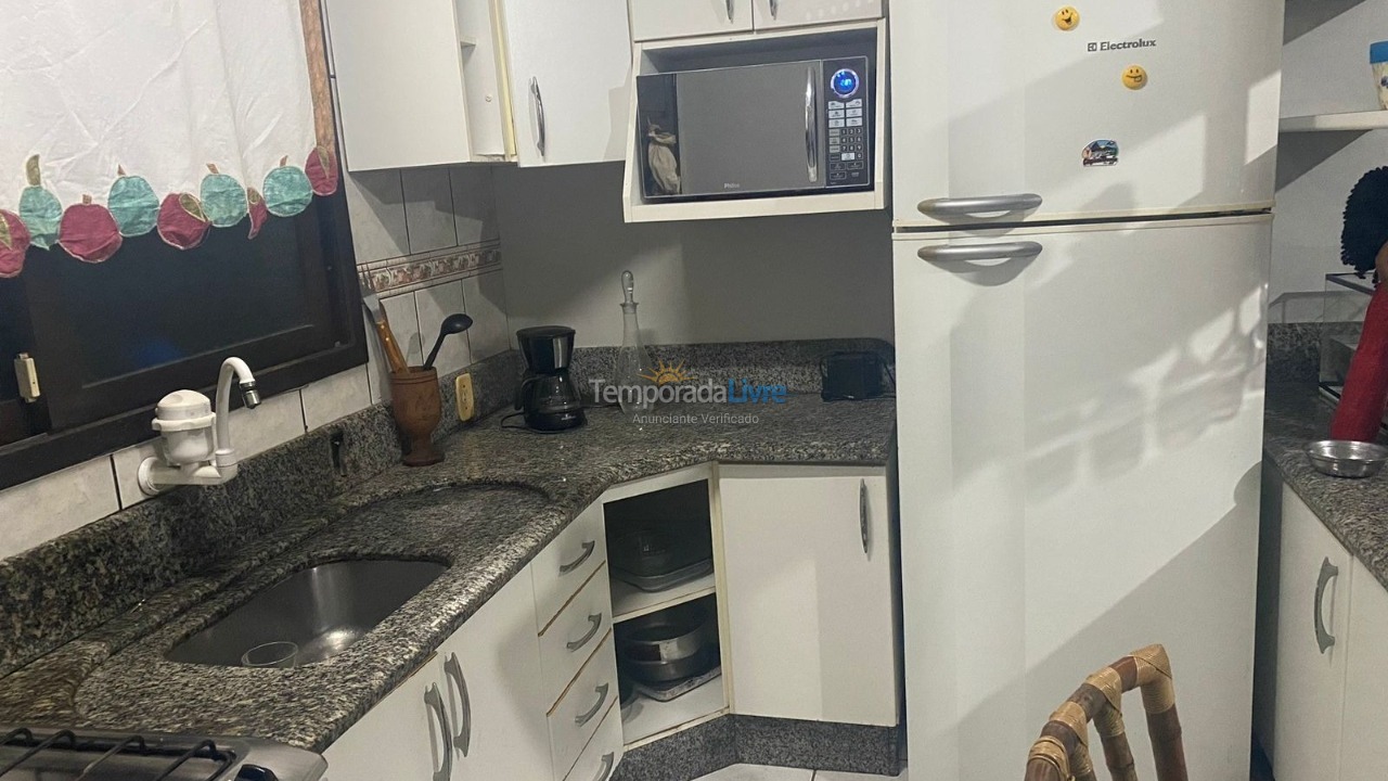 Casa para aluguel de temporada em Capão da Canoa (Zona Nova)