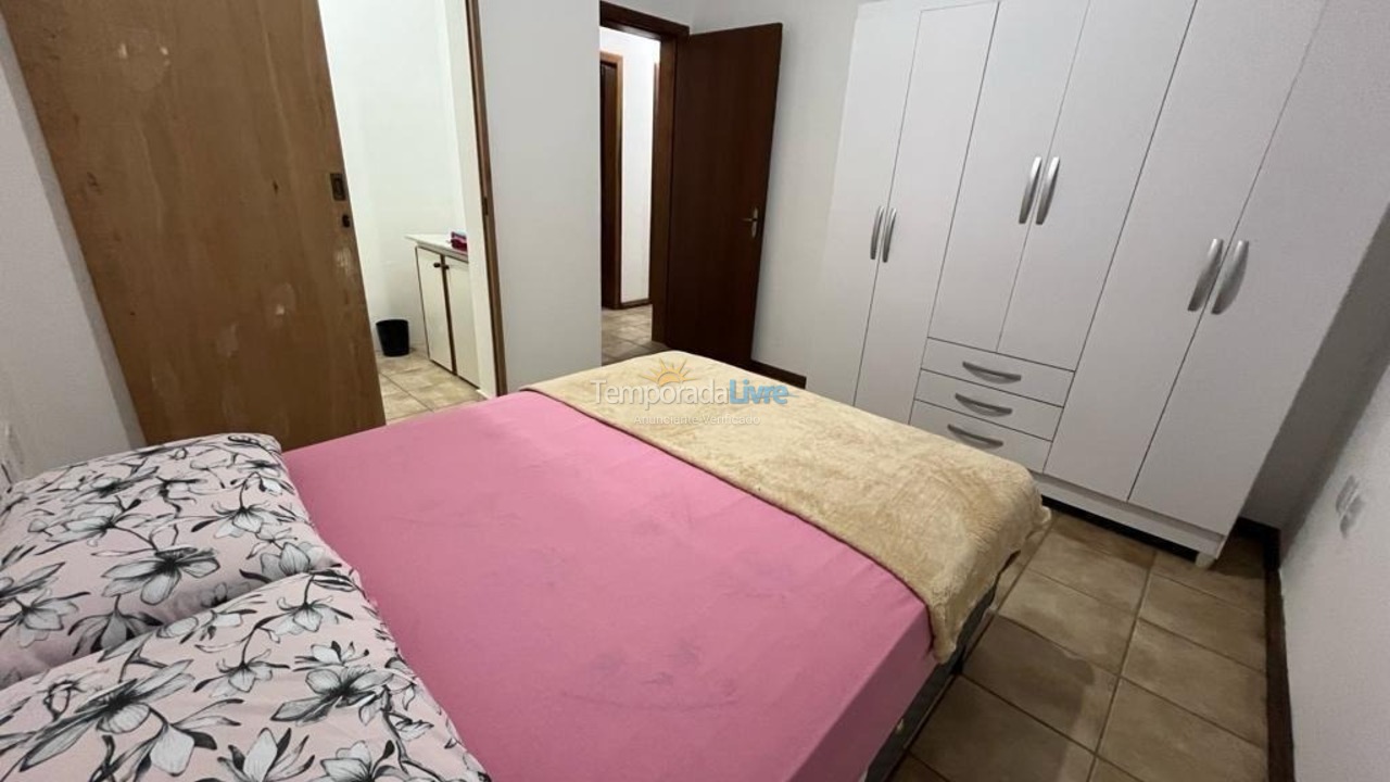 Casa para aluguel de temporada em Capão da Canoa (Zona Nova)