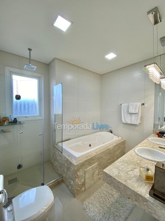 Casa para aluguel de temporada em Xangri Lá (Xangrila Bairo Centro)