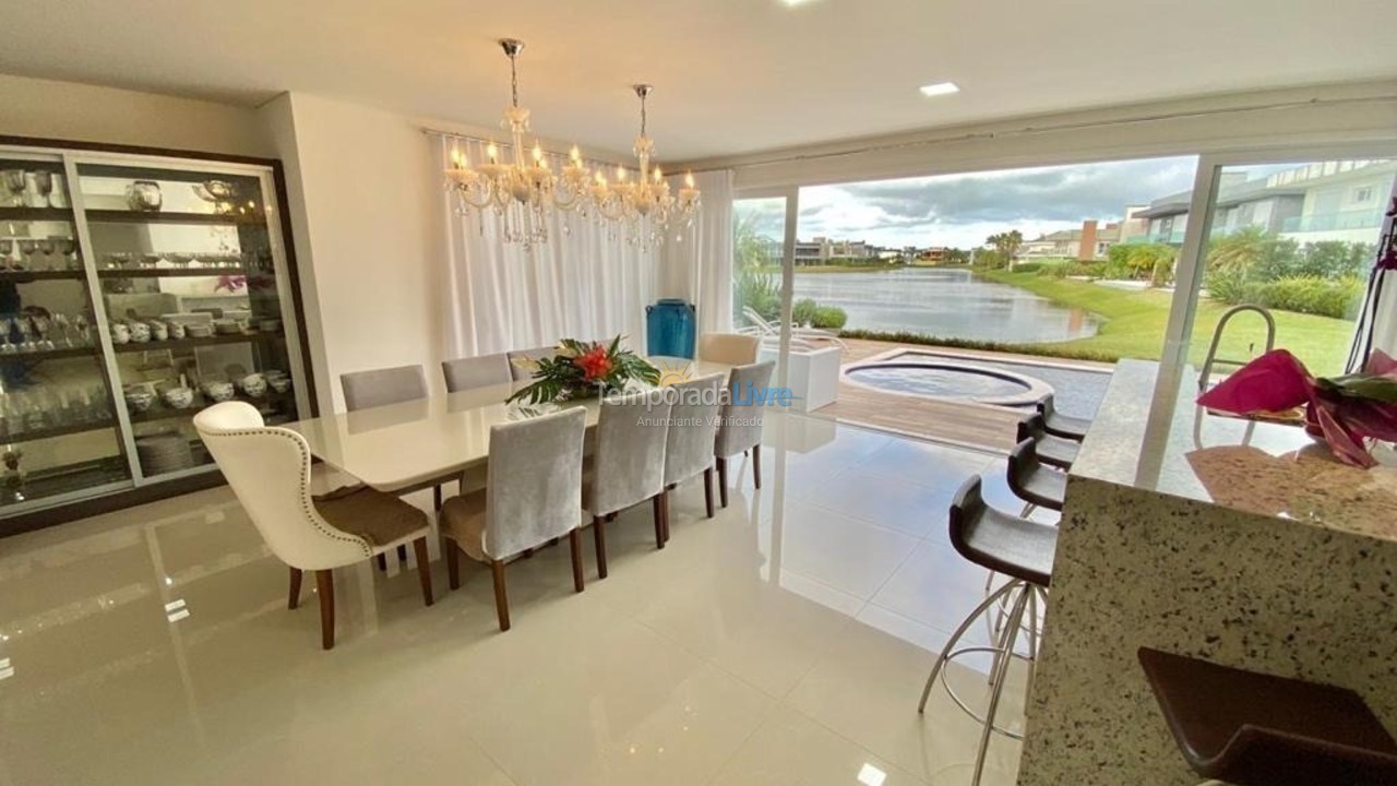 Casa para aluguel de temporada em Xangri Lá (Xangrila Bairo Centro)