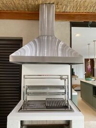 HOUSE AVAILABLE ON JUQUEHY BEACH.