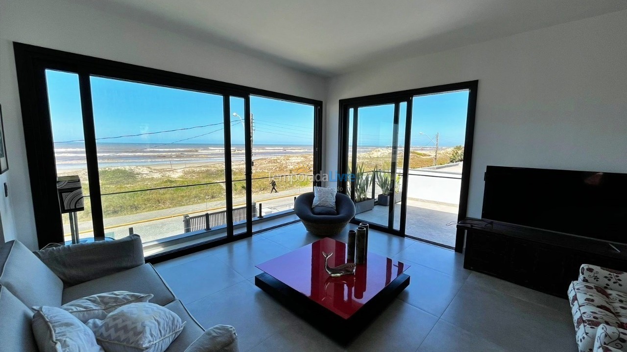 Casa para aluguel de temporada em Xangri Lá (Atlântida)