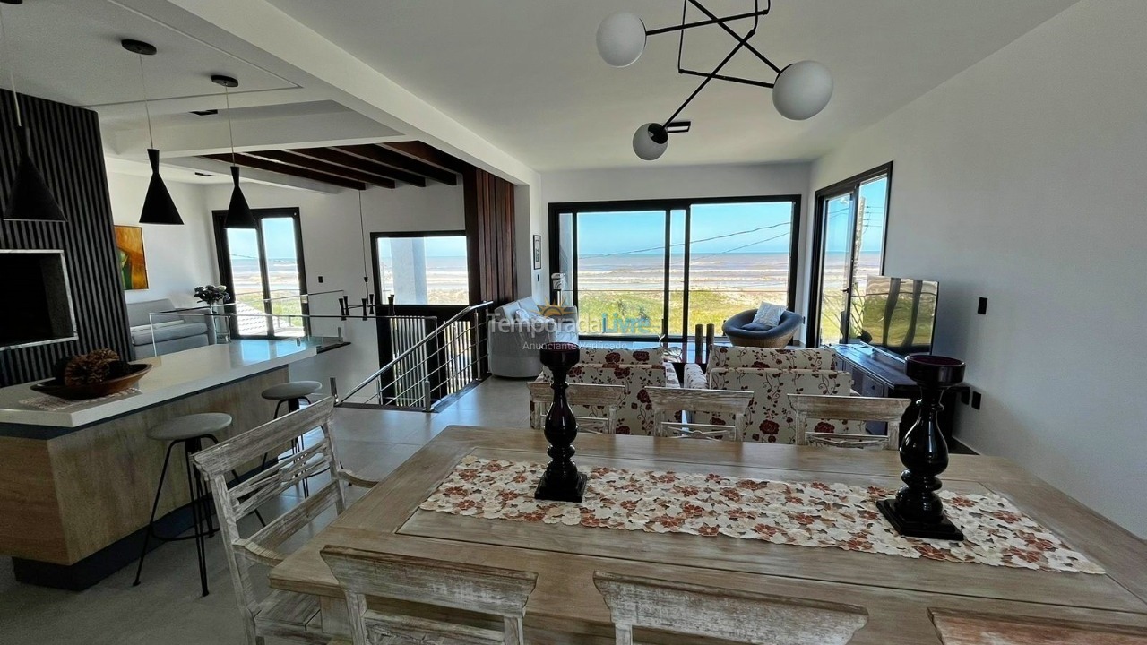 Casa para aluguel de temporada em Xangri Lá (Atlântida)