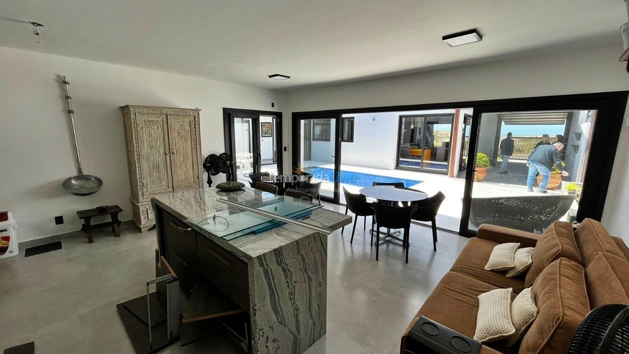 Casa para aluguel de temporada em Xangri Lá (Atlântida)