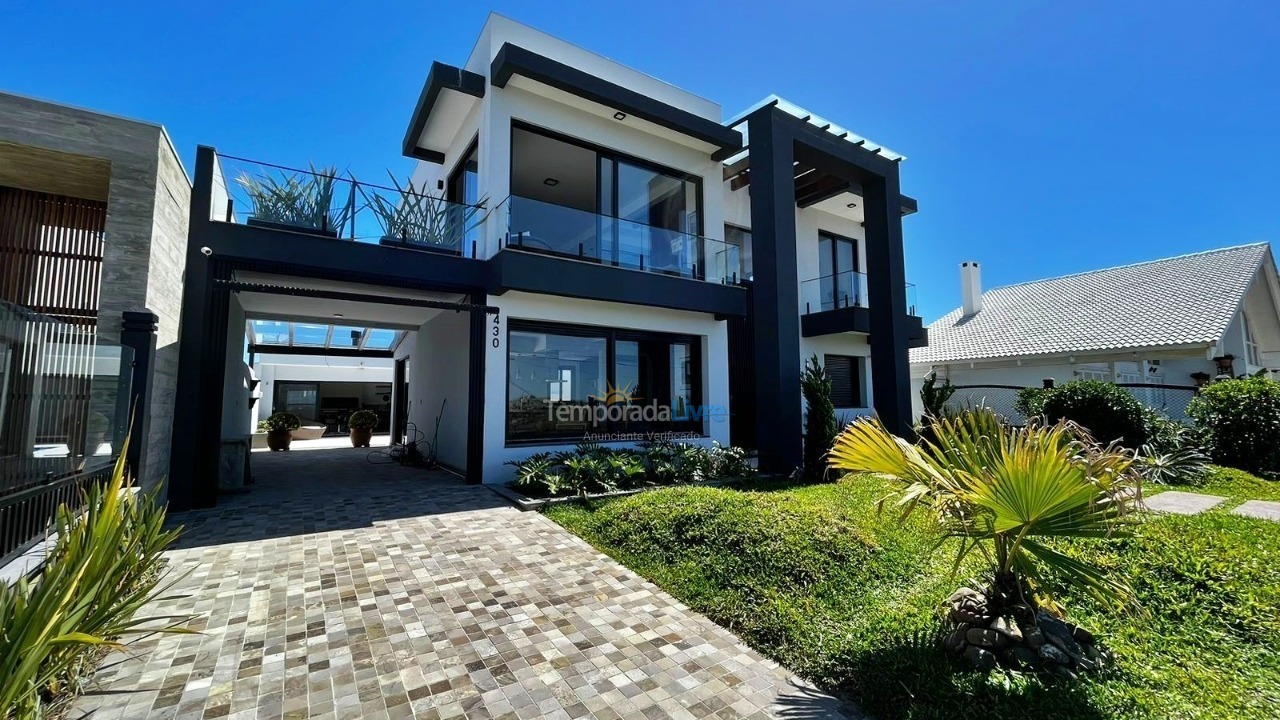 Casa para aluguel de temporada em Xangri Lá (Atlântida)