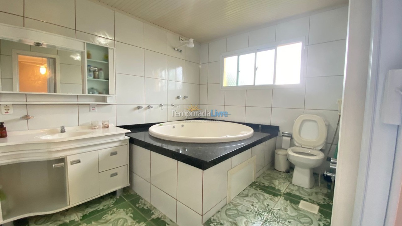 Casa para aluguel de temporada em Capão da Canoa (Santa Luzia)