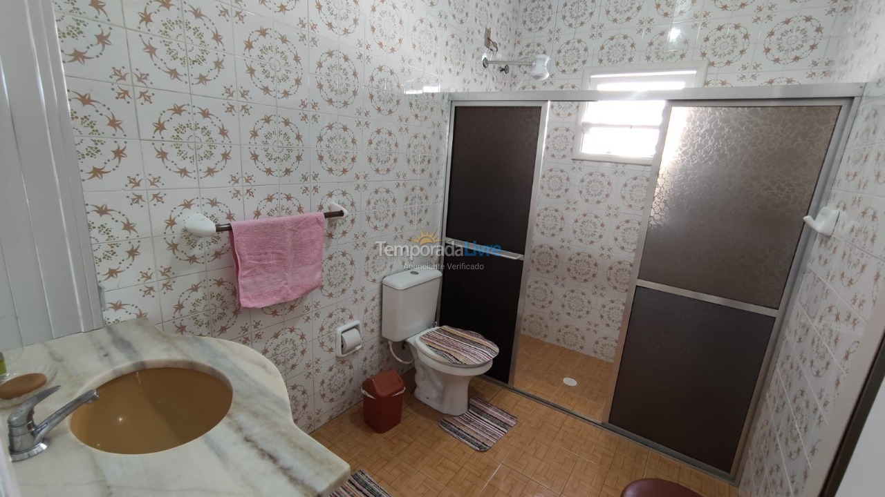 Casa para aluguel de temporada em Capão da Canoa (Navegantes)