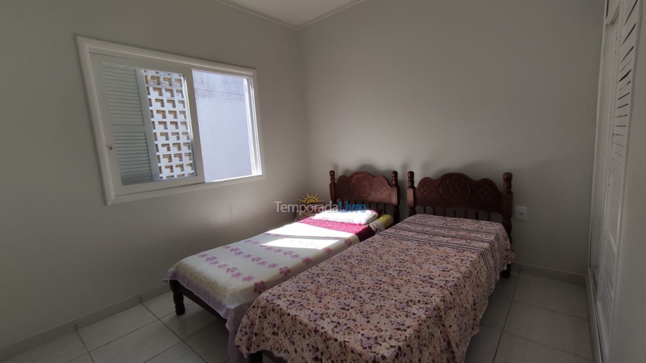 Casa para aluguel de temporada em Capão da Canoa (Navegantes)