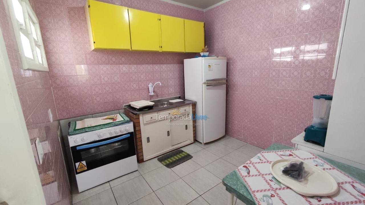 Casa para aluguel de temporada em Capão da Canoa (Navegantes)