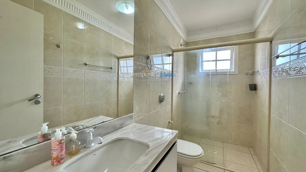 Casa para aluguel de temporada em Capão da Canoa (Zona Nova)