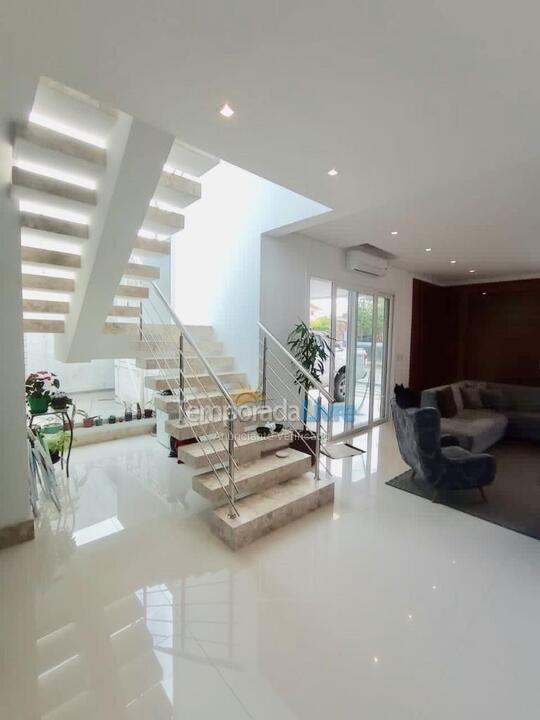 Casa para aluguel de temporada em Xangri Lá (Atlântida)