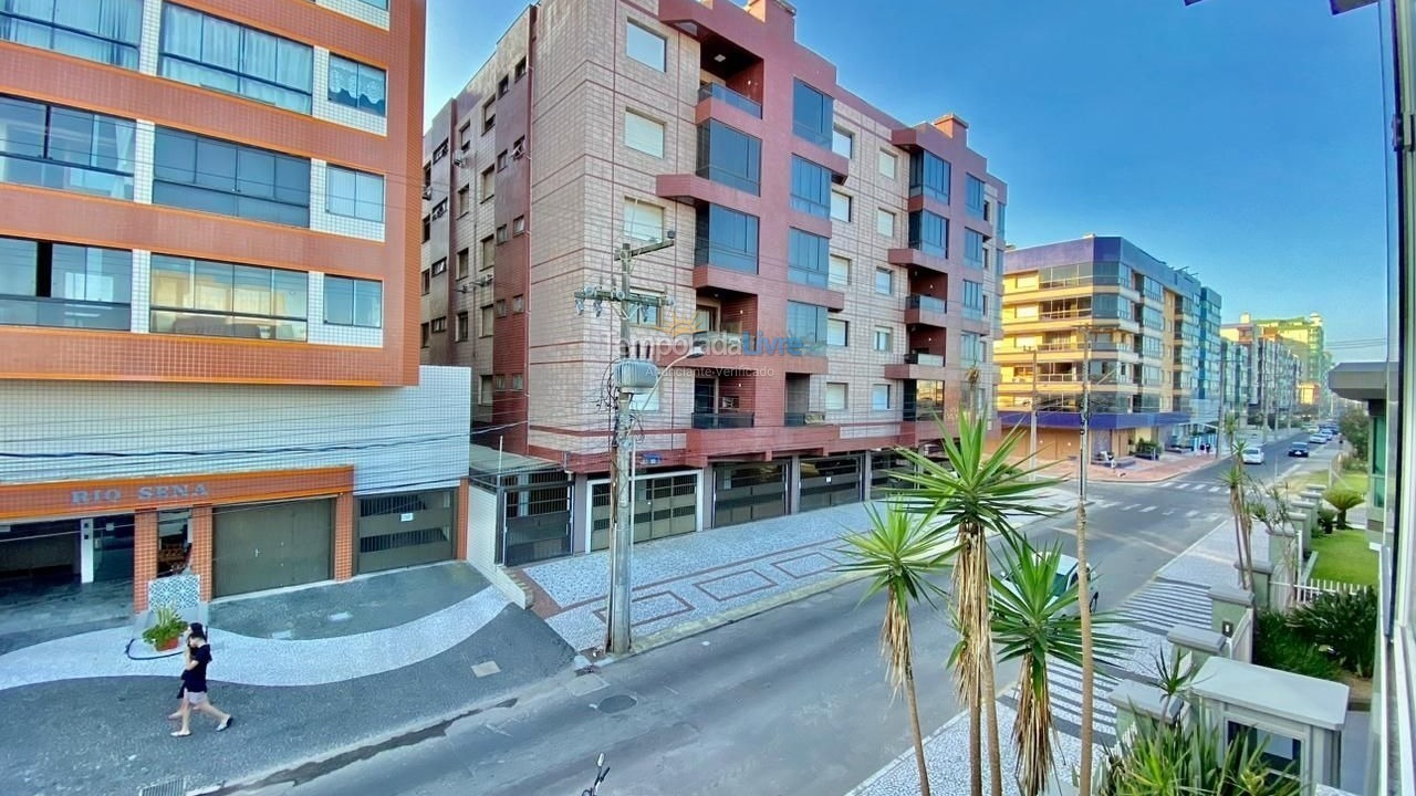 Casa para aluguel de temporada em Capão da Canoa (Zona Nova)