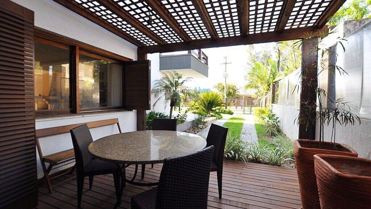 Casa para aluguel de temporada em Xangri Lá (Xangrila Bairo Centro)