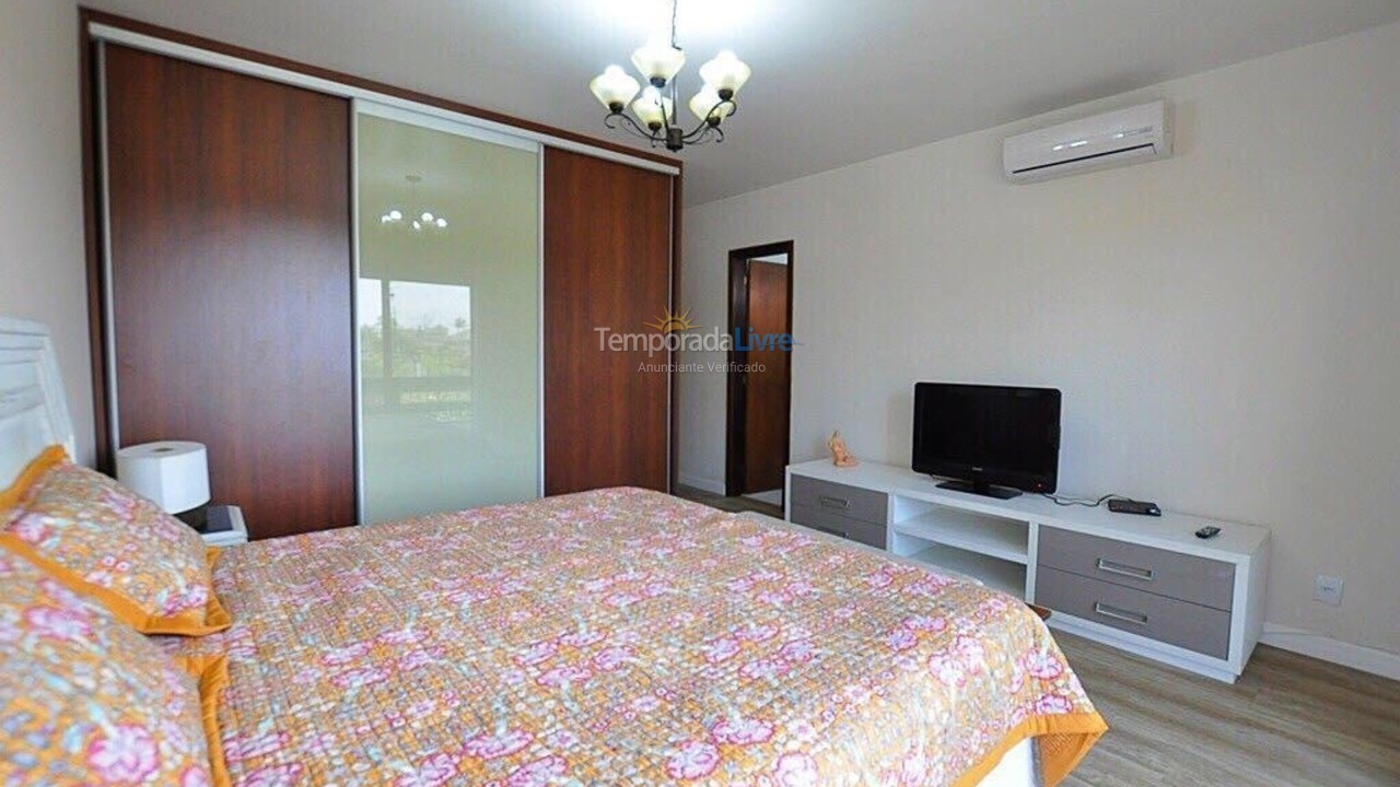 Casa para aluguel de temporada em Xangri Lá (Xangrila Bairo Centro)