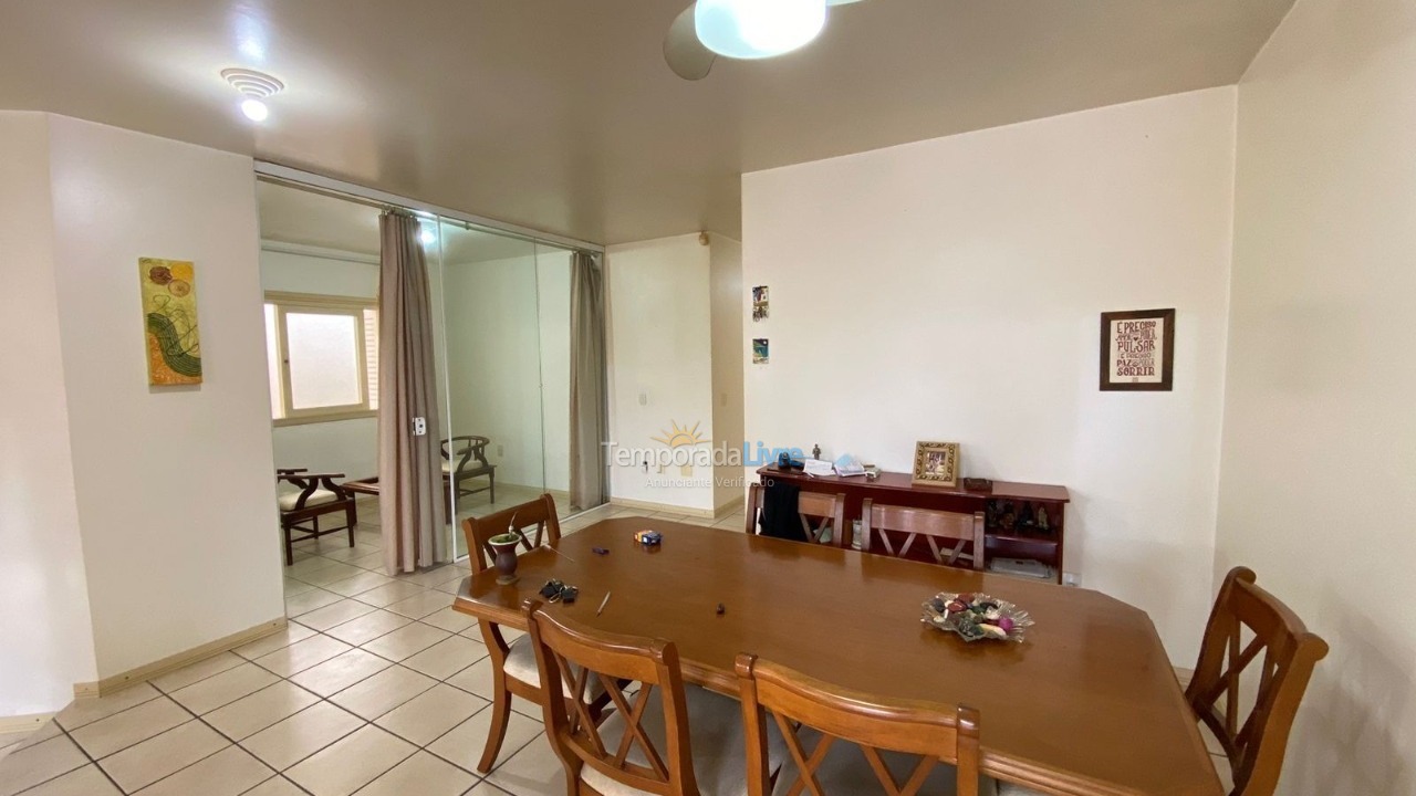 Casa para aluguel de temporada em Capão da Canoa (Zona Nova)