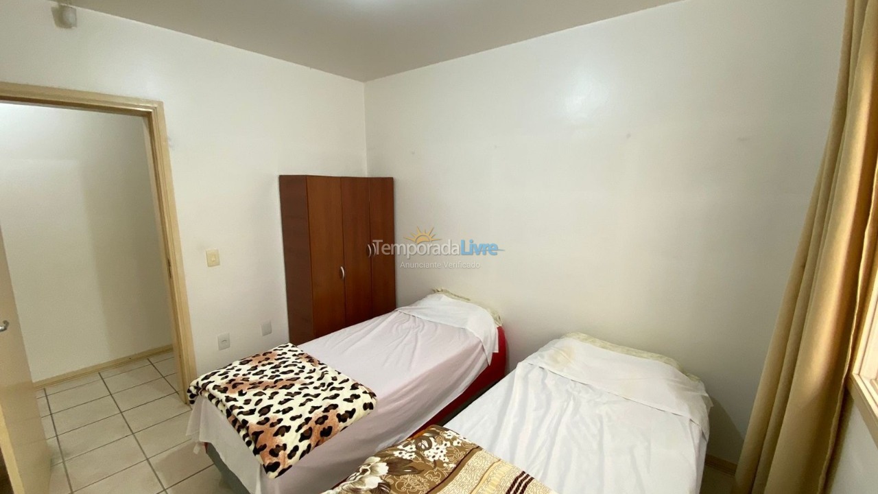 Casa para aluguel de temporada em Capão da Canoa (Zona Nova)