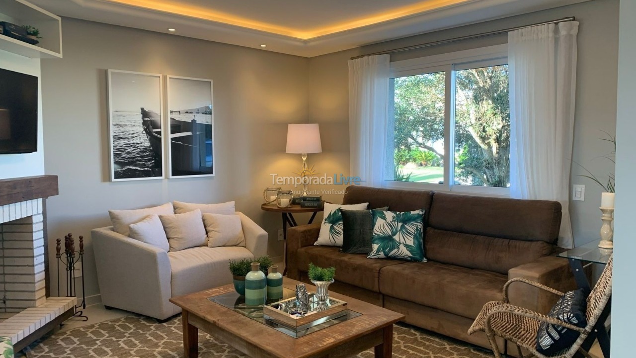 Casa para aluguel de temporada em Xangri Lá (Xangrila Bairo Centro)