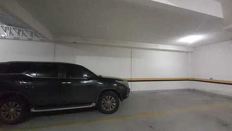 ÓTIMO APARTAMENTO COM 2 SUÍTES E 2 VAGAS DE GARAGEM