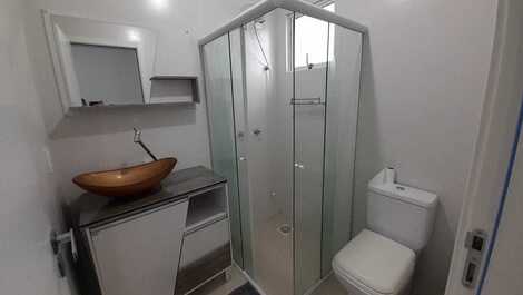 ÓTIMO APARTAMENTO COM 2 SUÍTES E 2 VAGAS DE GARAGEM