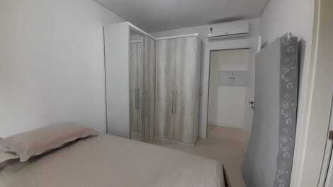 ÓTIMO APARTAMENTO COM 2 SUÍTES E 2 VAGAS DE GARAGEM