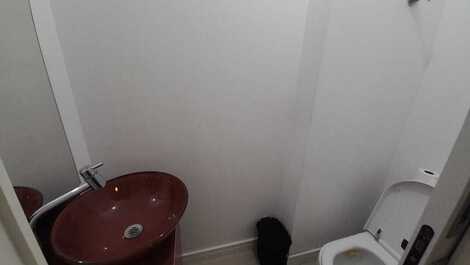 ÓTIMO APARTAMENTO COM 2 SUÍTES E 2 VAGAS DE GARAGEM